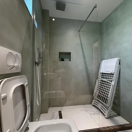 Cekodhima Hotel Radhimë