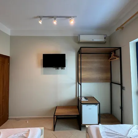 Cekodhima Hotel Radhime